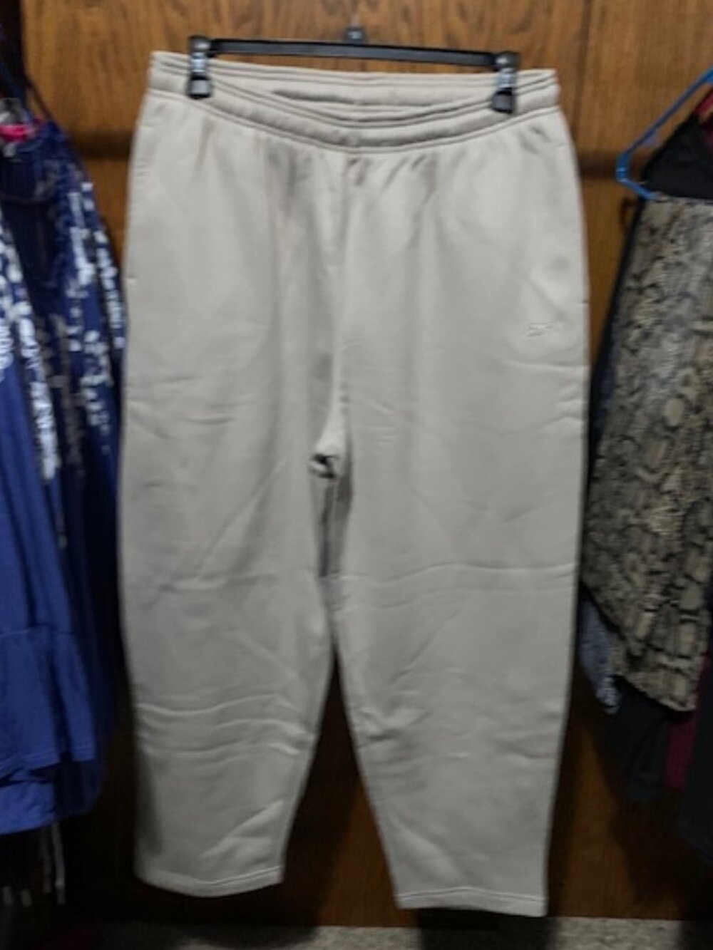 NWT Reebok sweat pants